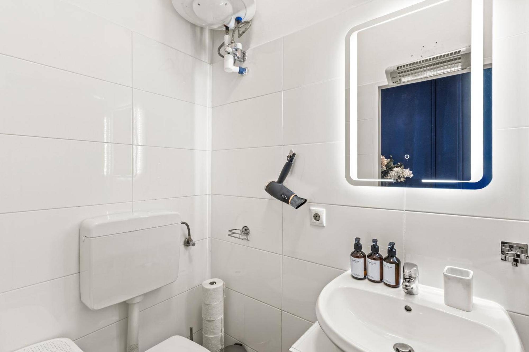 City Apartment - 2 Min To U1 Reumannplatz Viena Exterior foto